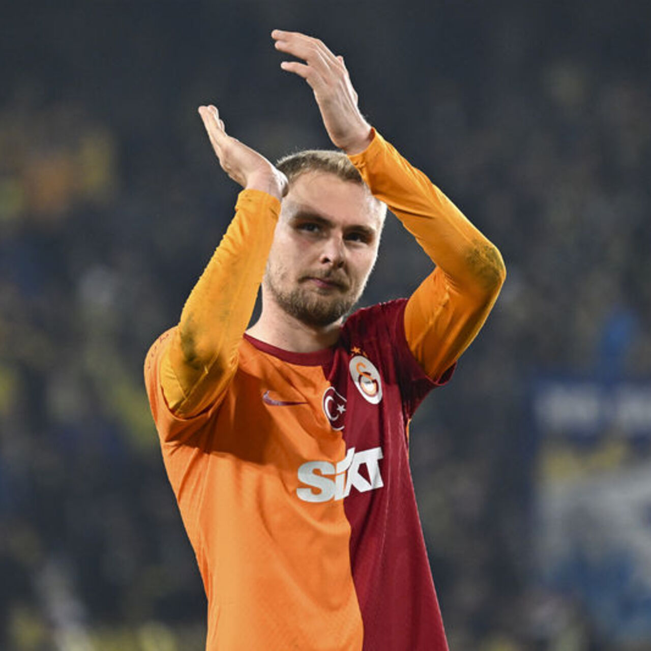 Galatasaray'da ayrılık!