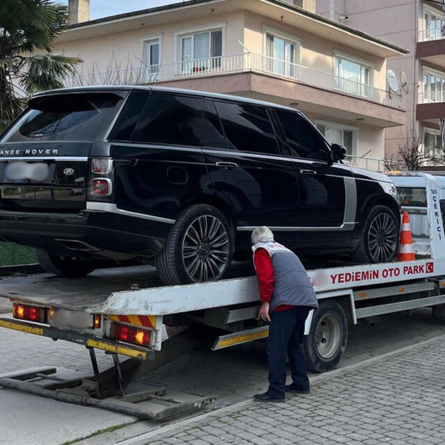 Çakar takan sürücüye para cezası