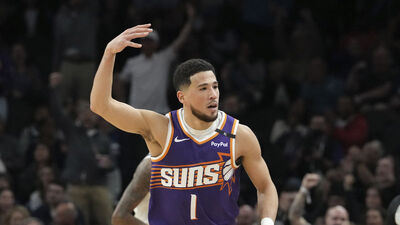 Devin Booker tarihe geçti!