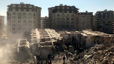 6 Şubat'taki felakette kaybolan yakınlarını arıyorlar