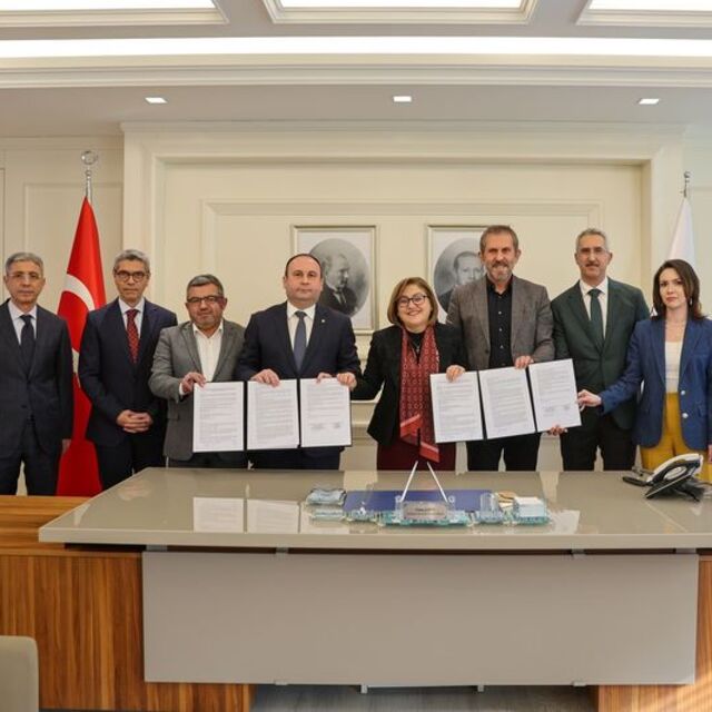 Gaziantep'te deprem yapıları protokolü