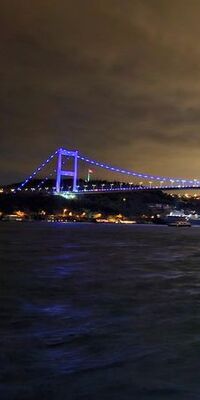  FSM Köprüsü, Dünya Kanser Günü için ışıklandırıldı