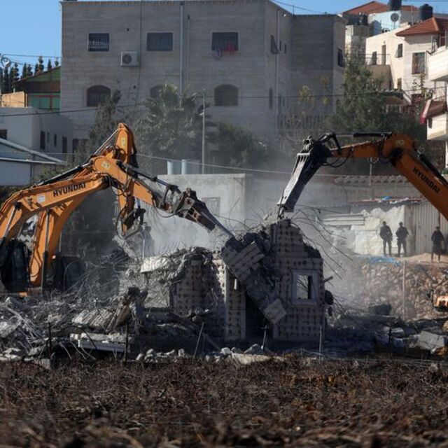 Batı Şeria'nın kuzeyinde 5 bin Filistinli aile yerinden edildi
