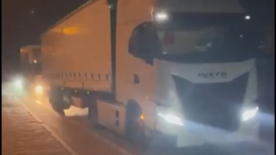 Zücaciye hırsızları! Çalıntı çekle 10 milyon liralık eşya çaldılar!