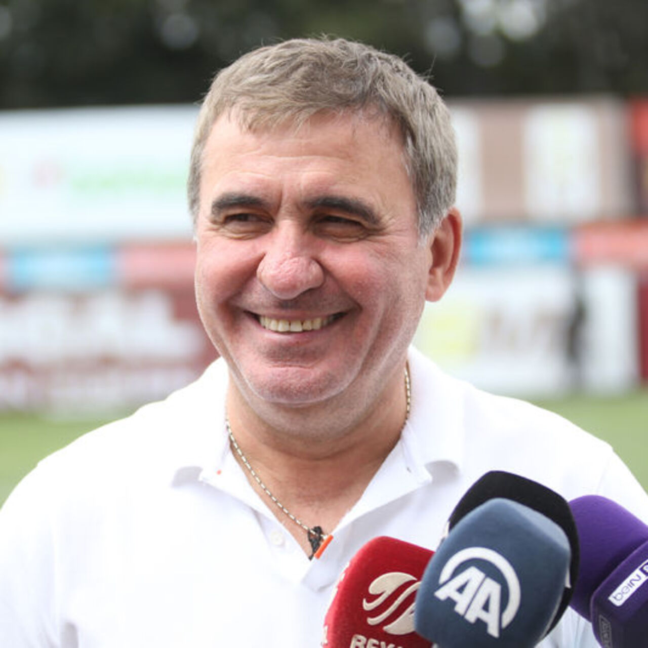 Galatasaray, Hagi'nin doğum gününü kutladı