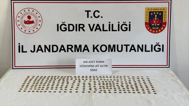 Üzerinden 300 altın sikke çıktı