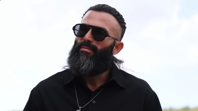 Turabi hakkında yakalama kararı