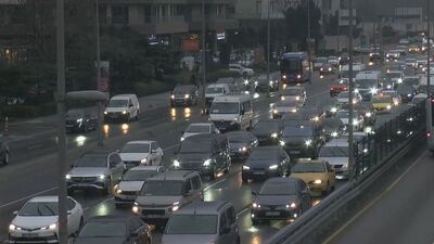 İstanbul'da trafik yoğunluğu yüzde 80'e ulaştı