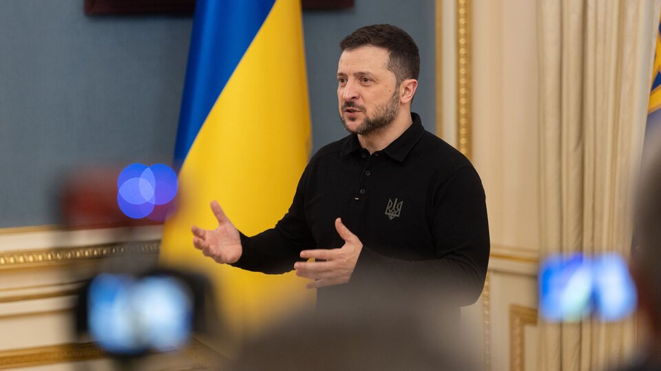 Zelenskiy: Putin Belarus'u savaşa çekecek