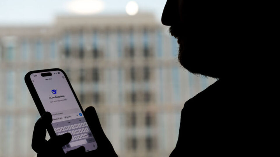 DeepSeek, kullanıcı bilgilerini mi sızdırıyor?