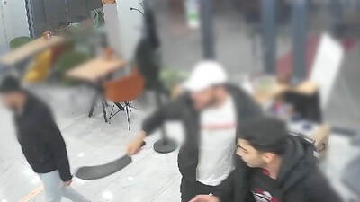 Palayla iş yerini bastılar