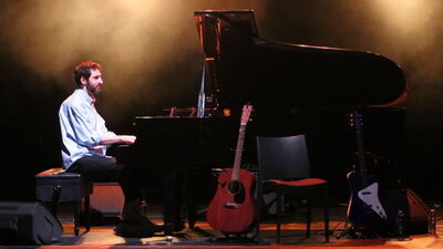 Evgeny Grinko'dan Sevgililer Günü konseri