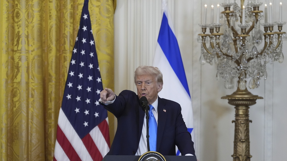 Trump: İsrail Gazze'yi ABD'ye teslim edecek