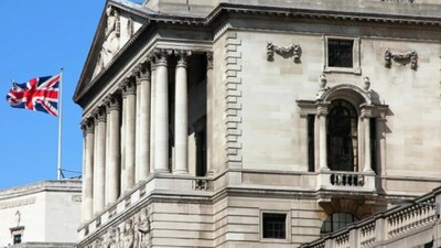İngiltere Merkez Bankası'ndan faiz indirimi