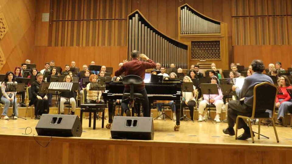 Devlet Çoksesli Korosu'ndan 11 ile ithafen 11 eser