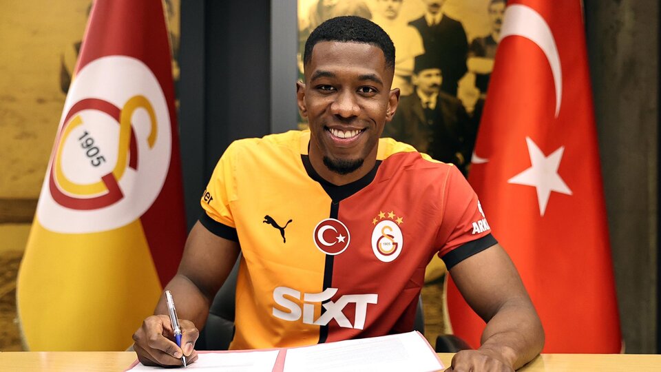 Galatasaray, Carlos Cuesta'yı kadrosuna kattı!