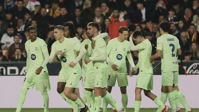 Barcelona, 5 golle yarı finalde!