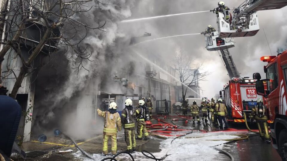 Kauçuk atölyesinde yangın!