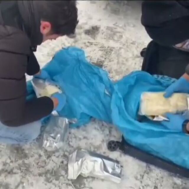 Araçtan 15 kilo sentetik uyuşturucu çıktı