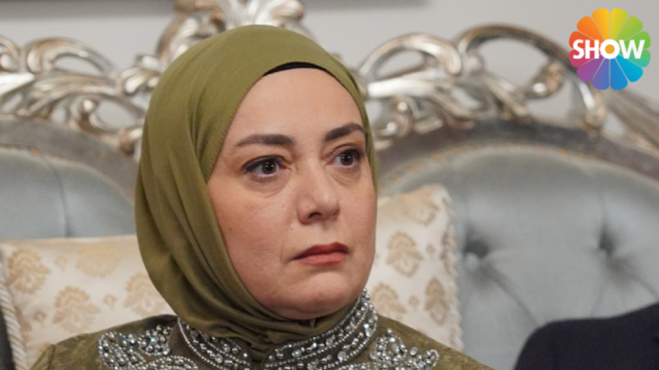 Zirve; 'Kızılcık Şerbeti'nin