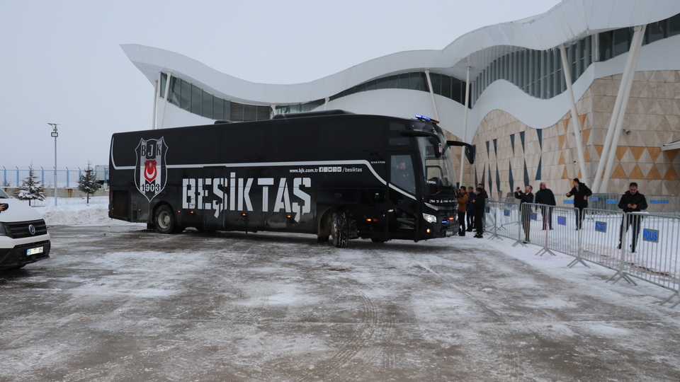 Saat isteğine Ömer Erdoğan'dan veto