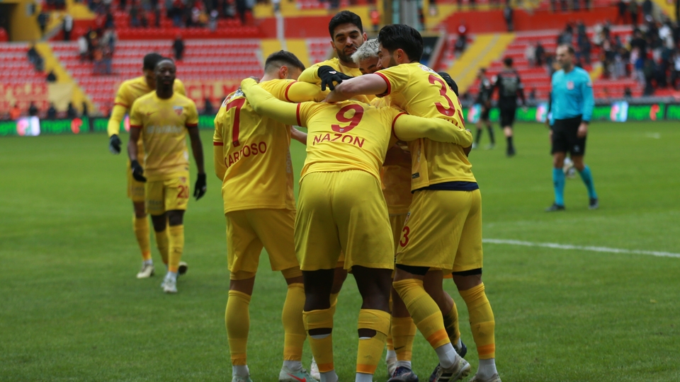 Gol düellosunda kazanan Kayserispor!