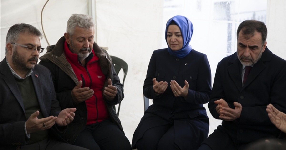 Fatma Betül Sayan Kaya Taziye Ziyareti