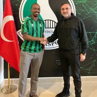 Kongolu yıldız Sakaryaspor'da!