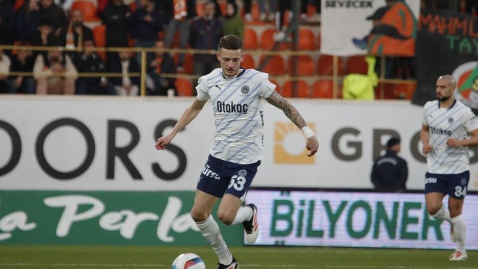 "Kulüp tarihine geçmek mutluluk verici"