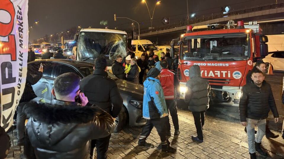 Kayseri'de zincirleme kaza: 7 yaralı