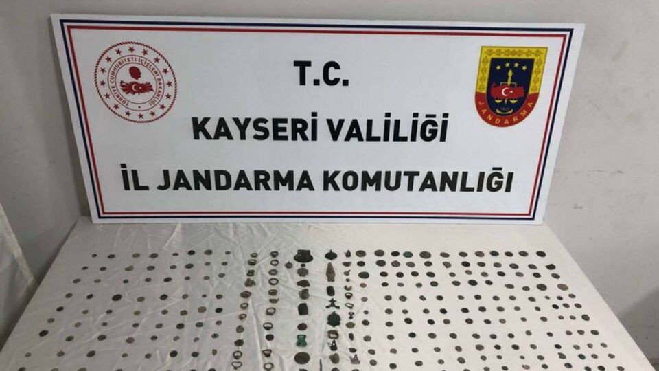 Kayseri'de 328 tarihi eser ele geçirildi: 1 gözaltı