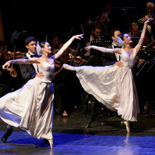  AKM'de Viyana Valsleri ve Türk Valsleri