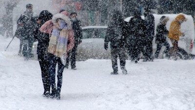 Kuvvetli kar yağışı uyarısı! Bu iller dikkat