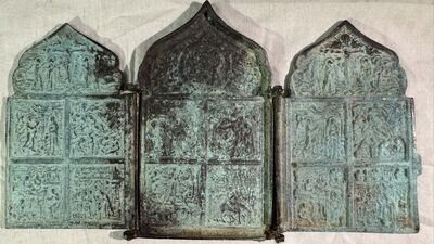 Otomobilden hazine çıktı! Değeri 200 bin dolar!