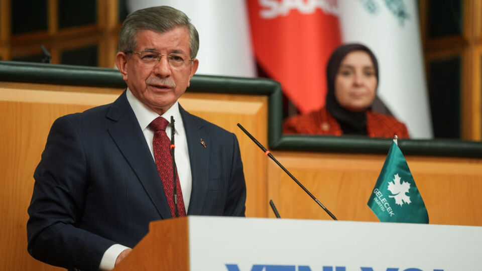 Davutoğlu: Gazze Türkiye'ye bağlansın