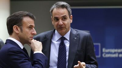 Miçotakis'in "Türkiye'ye füze satmayın" isteğine Macron'dan ret