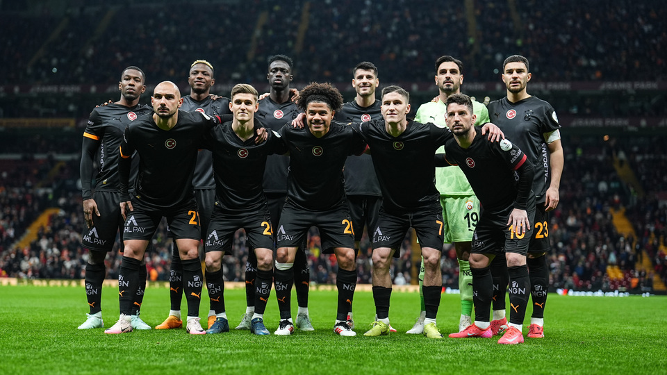 Galatasaray kadrosunu açıkladı: 10 eksik