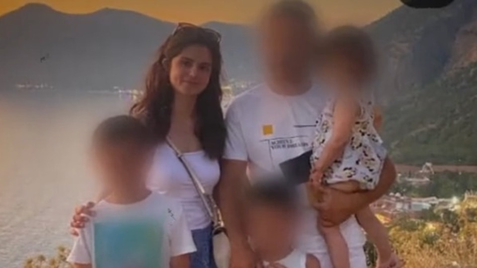 Karısını kaşıkla boğdu!