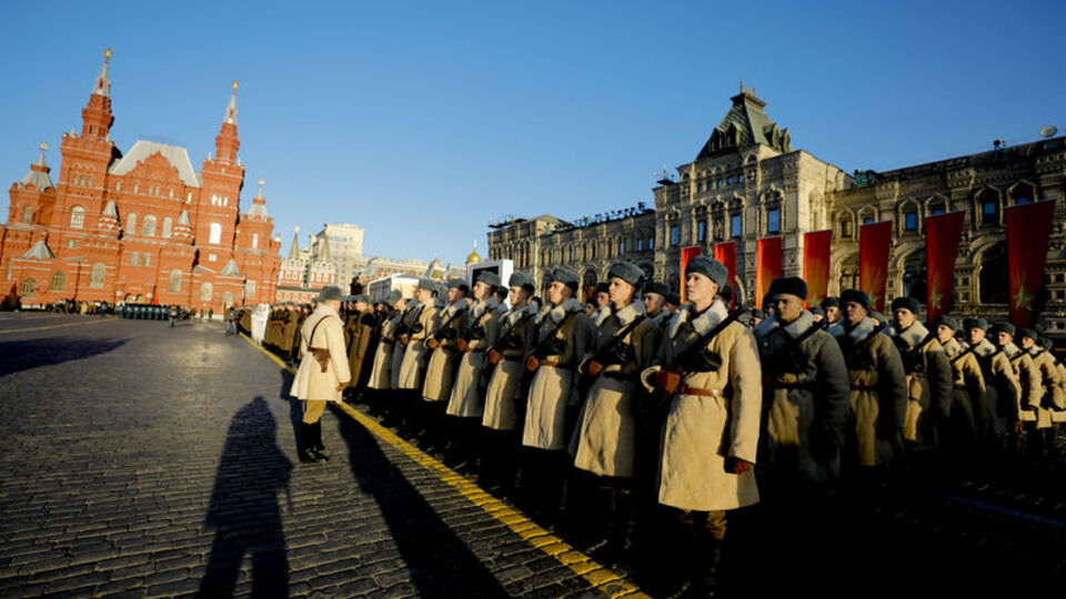 Rusya savunmaya Avrupa'nın tamamından fazla harcıyor