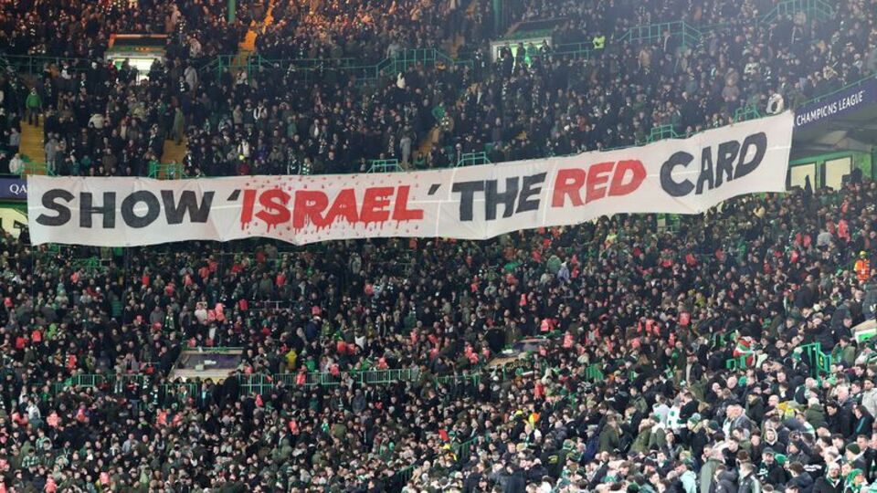 Celtic taraftarından İsrail'e kırmızı kart!
