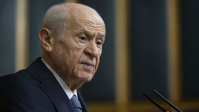 Davutoğlu'nun Berat Kandili'ni kutladı