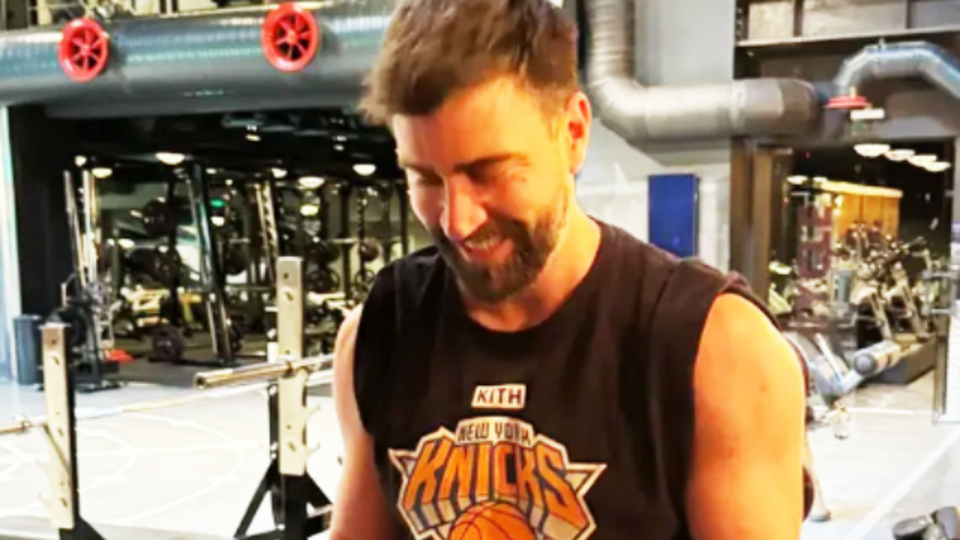 "Yüz kilo kaldırıyormuşum gibi çek"