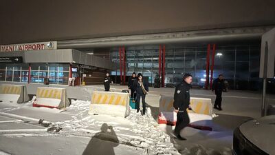 Antalya-Astana uçağı yolcu kavgası nedeniyle Erzurum'a indi