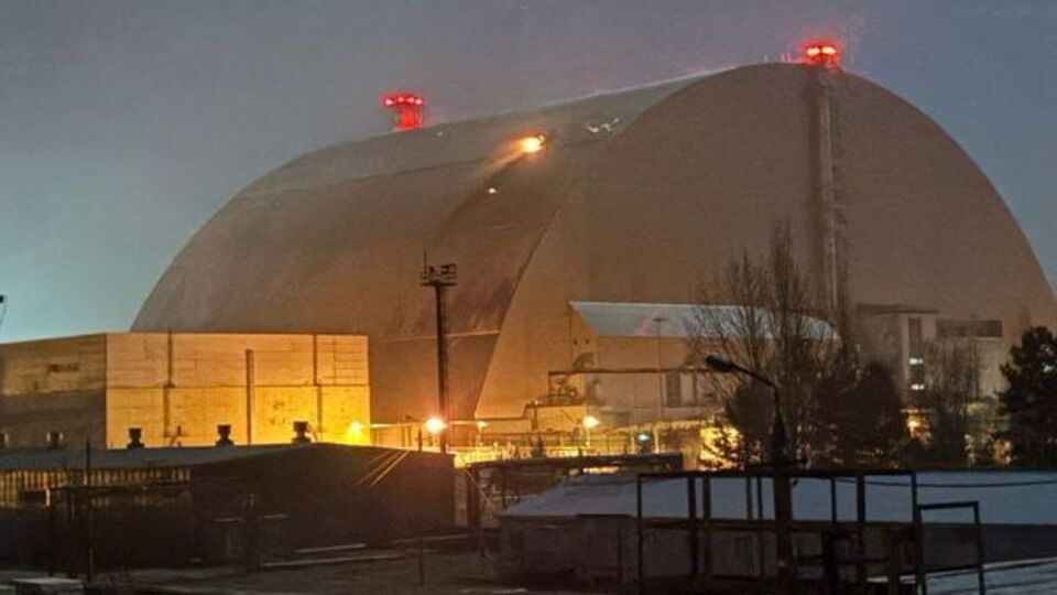 Zelenskiy: Rusya, Çernobil santralini vurdu