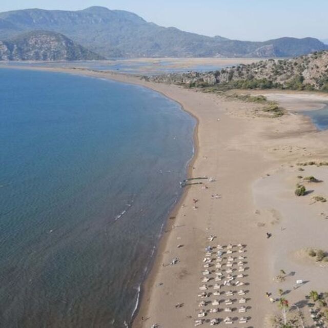 Muğla'da denizin çekilmesiyle ortaya çıktı