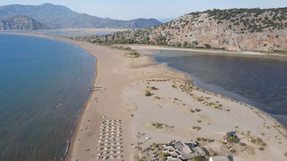 Muğla'da denizin çekilmesiyle ortaya çıktı