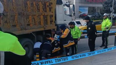 Yaşlı kadın yolun karşısına geçecekti!