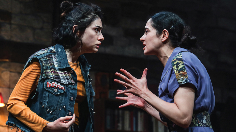 'Timsah Ateşi'nin sahnede 4. sezonu