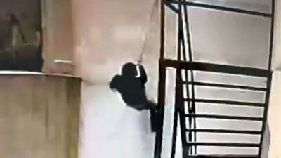 250 bin liralık hırsızlık kamerada