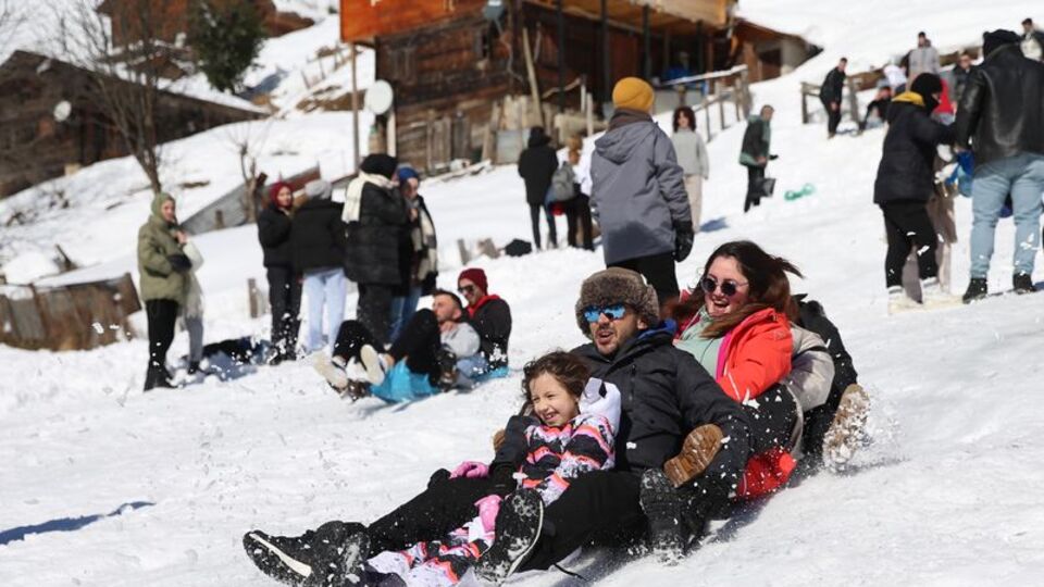 "Çamlıhemşin Kardan Adam Kış Festivali"